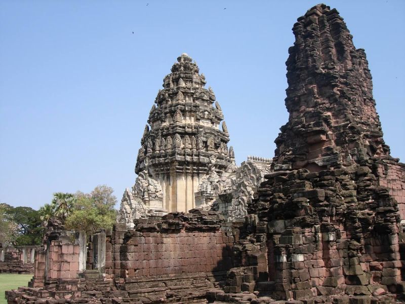 File:T30020 Prasat Hin Phimai 14.jpg