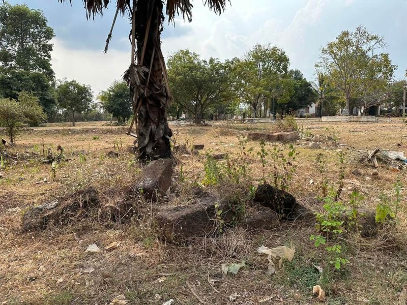 File:C1704044 Wat Chas 7.jpg